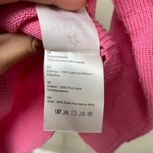 PERFECT MOMENT
Bear Sweater - Picture 6 of 6